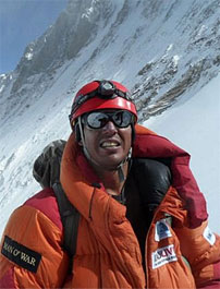 Cricket Star Scales Everest